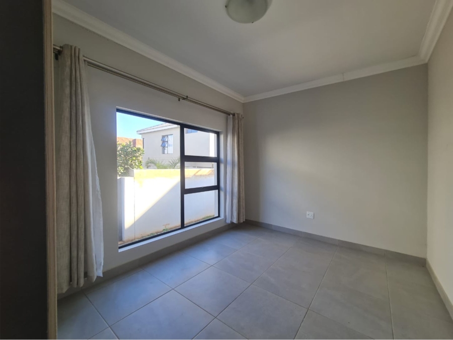 To Let 3 Bedroom Property for Rent in Melodie North West